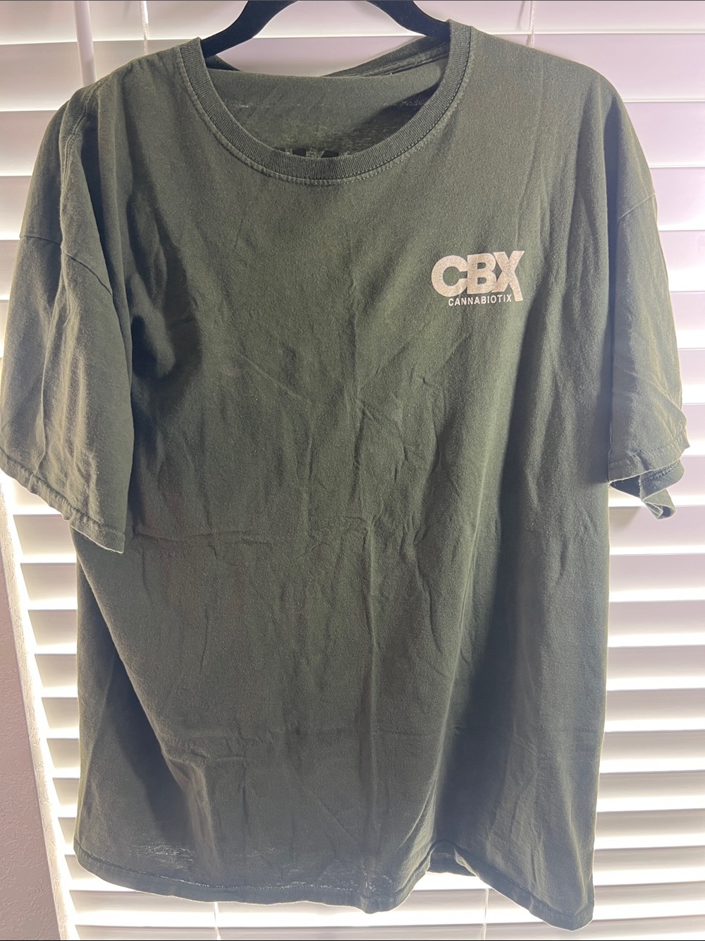 Green 420 cannabiotix cbx Men’s Logo T-Shirt